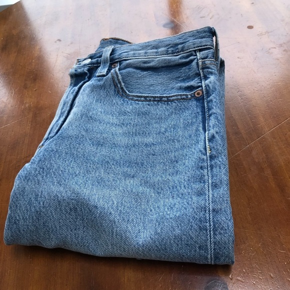 Levi's Classic Blue Jeans straight leg/ 26 by 28, red tab 501 skinny, like new - Picture 13 of 13